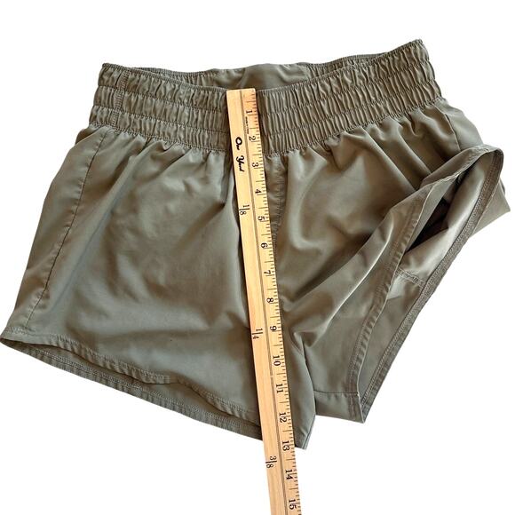 Nike Shorts 3" Womens Size Small Green Dri-Fit Mid Rise Brief Lined Workout - Picture 10 of 11